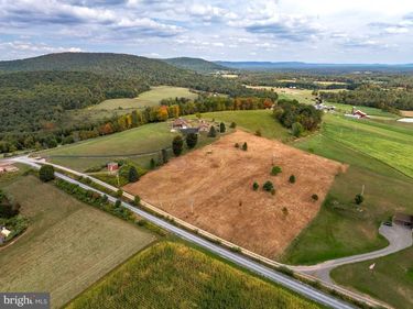 89 DRIFTY LANE, TROUT RUN, PA 17771