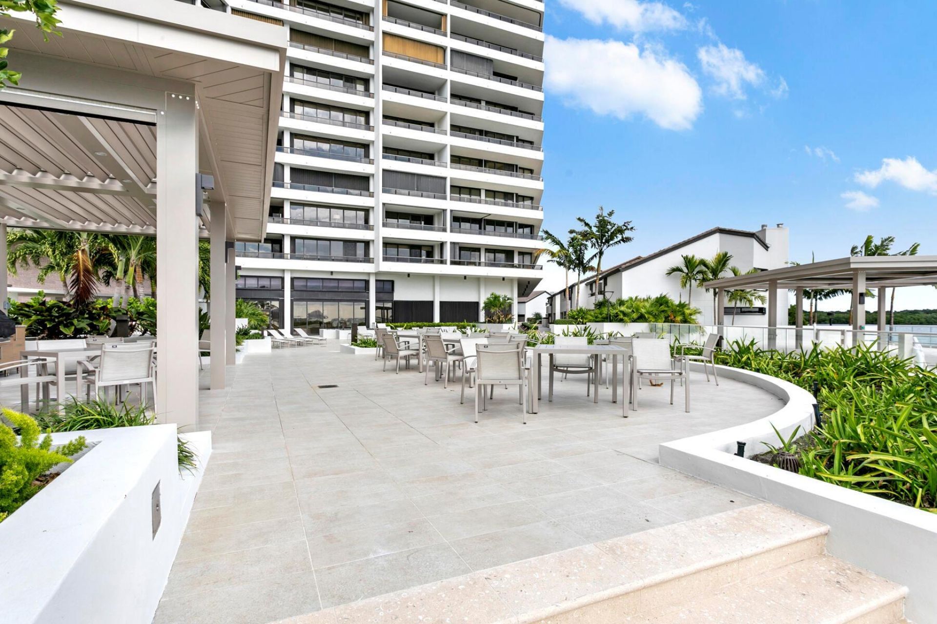 100 Lakeshore Drive, Unit 454, North Palm Beach, FL 33408 Photo