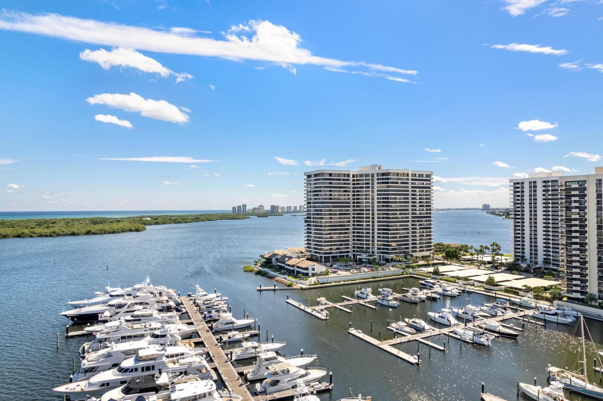 100 Lakeshore Drive, Unit 454, North Palm Beach, FL 33408 Photo