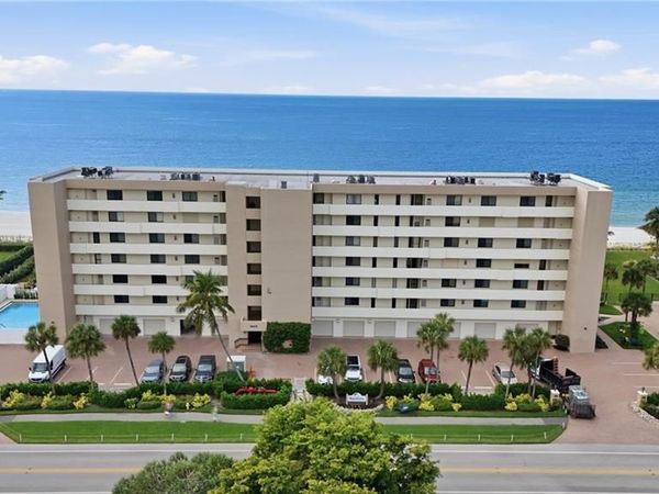 10475 Gulf Shore DR, Unit 132, NAPLES, FL 34108