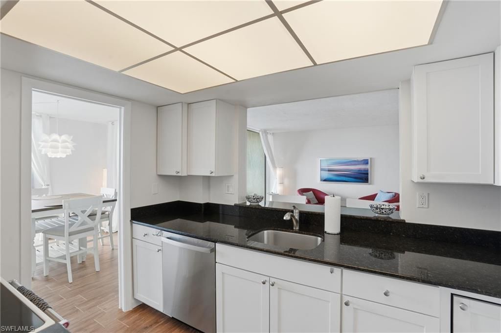 10475 Gulf Shore Dr, Unit 132, Naples, FL 34108 Photo