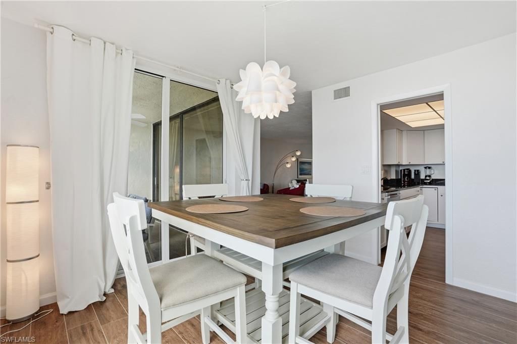 10475 Gulf Shore Dr, Unit 132, Naples, FL 34108 Photo