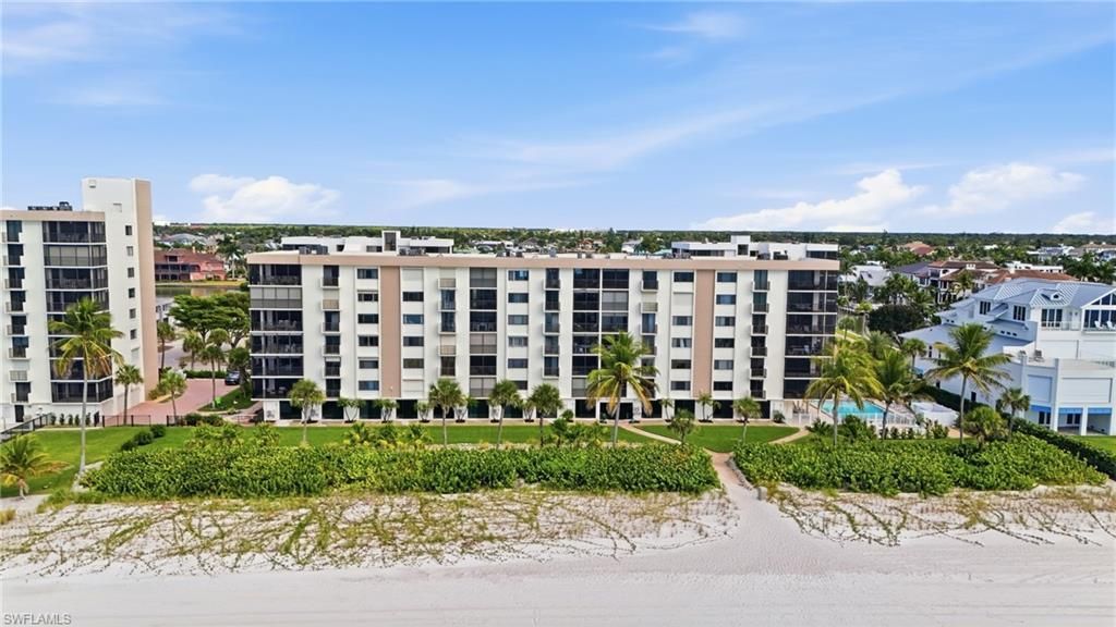 10475 Gulf Shore Dr, Unit 132, Naples, FL 34108 Photo