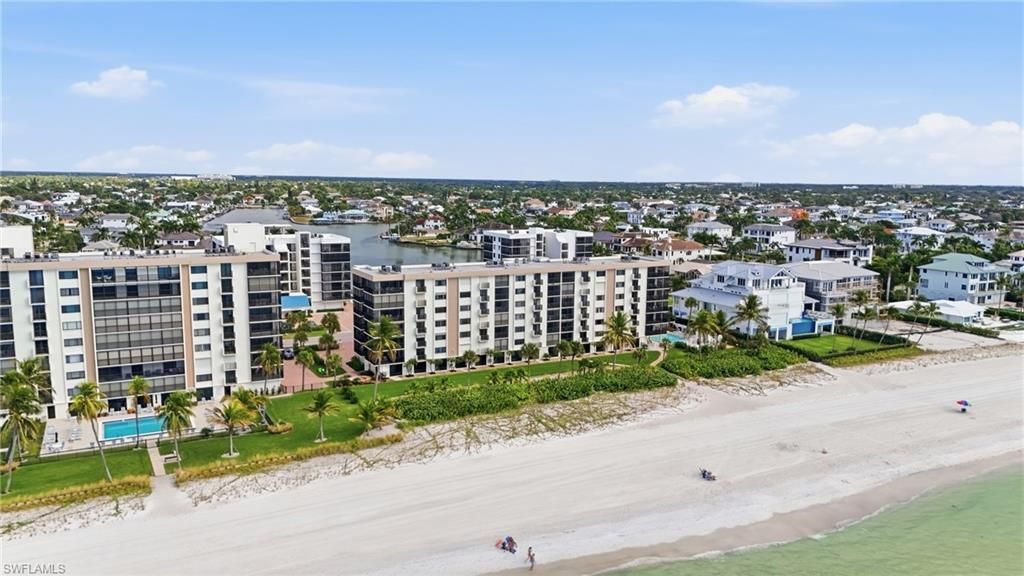 10475 Gulf Shore Dr, Unit 132, Naples, FL 34108 Photo
