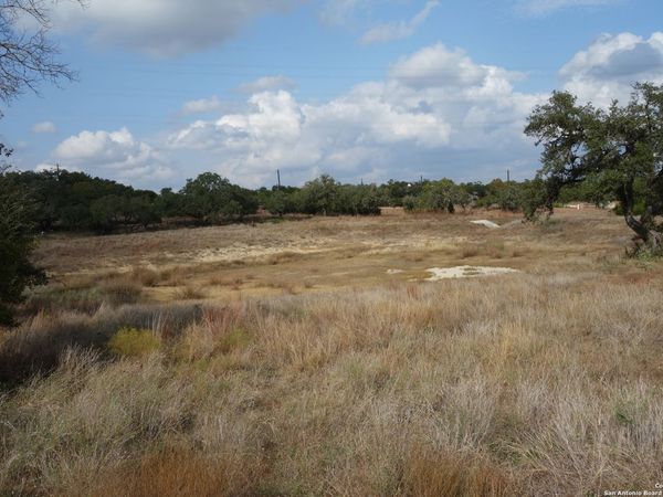850 Brand Rd, Bulverde, TX 78163