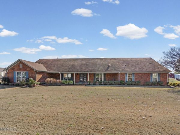 1099 W Rasco Road, Southaven, MS 38671