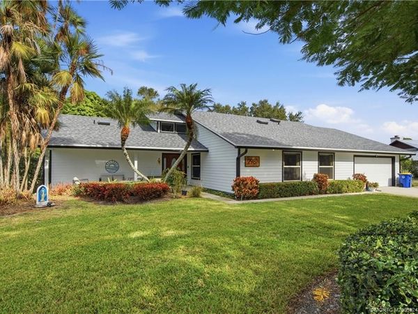 2981 NE Heather Court, Jensen Beach, FL 34957