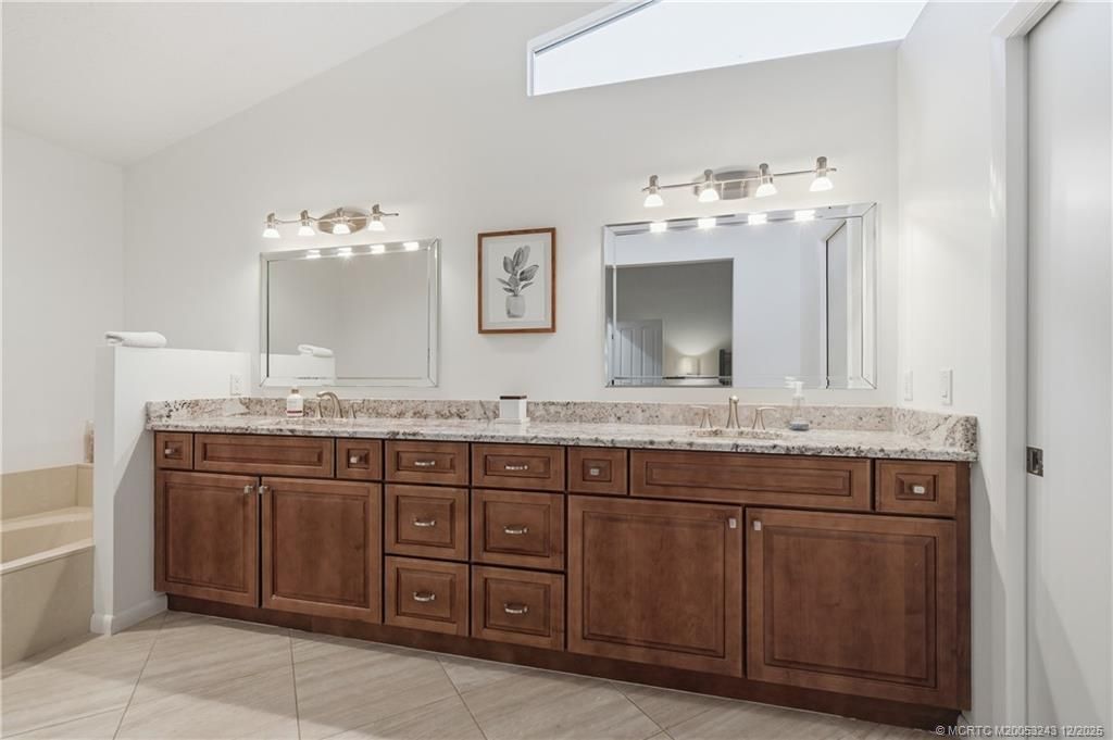 2981 NE Heather Court, Jensen Beach, FL 34957 Photo