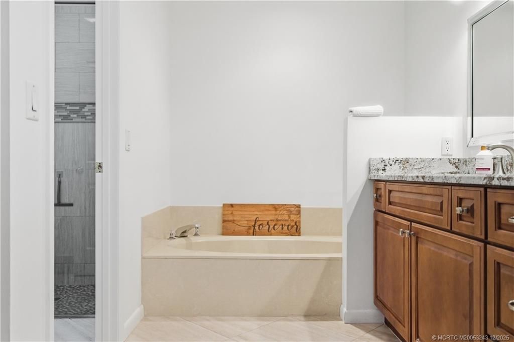 2981 NE Heather Court, Jensen Beach, FL 34957 Photo