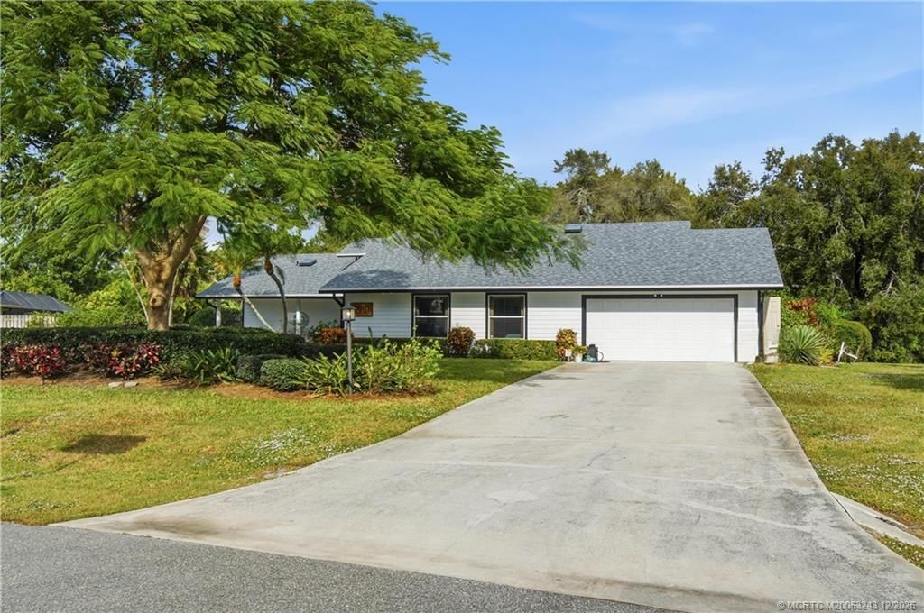 2981 NE Heather Court, Jensen Beach, FL 34957 Photo