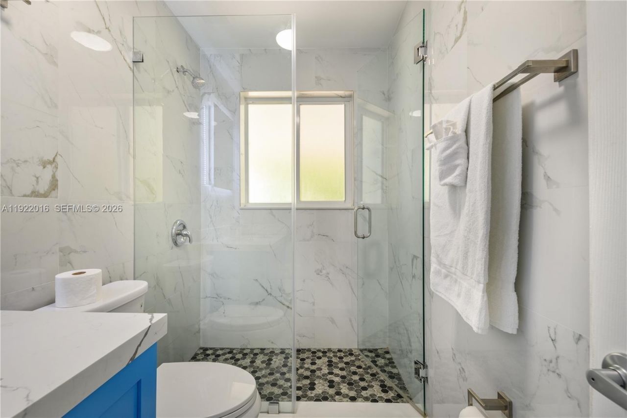 8260 Aviation Blvd, Marathon, FL 33050 Photo