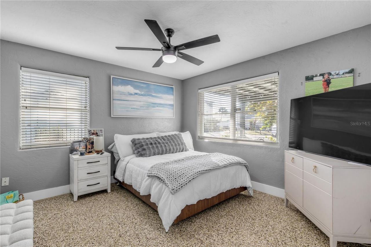 402 Lincoln Avenue, New Smyrna Beach, FL 32169 Photo