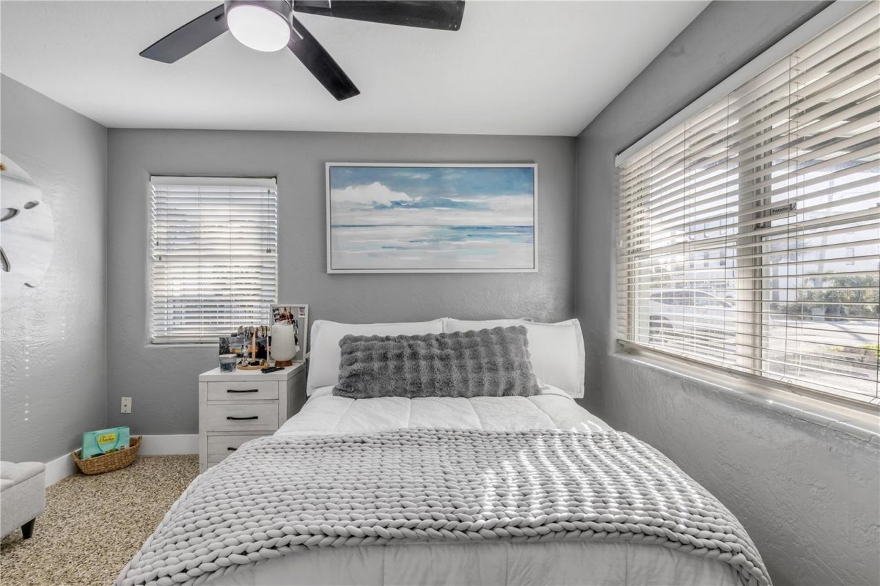 402 Lincoln Avenue, New Smyrna Beach, FL 32169 Photo