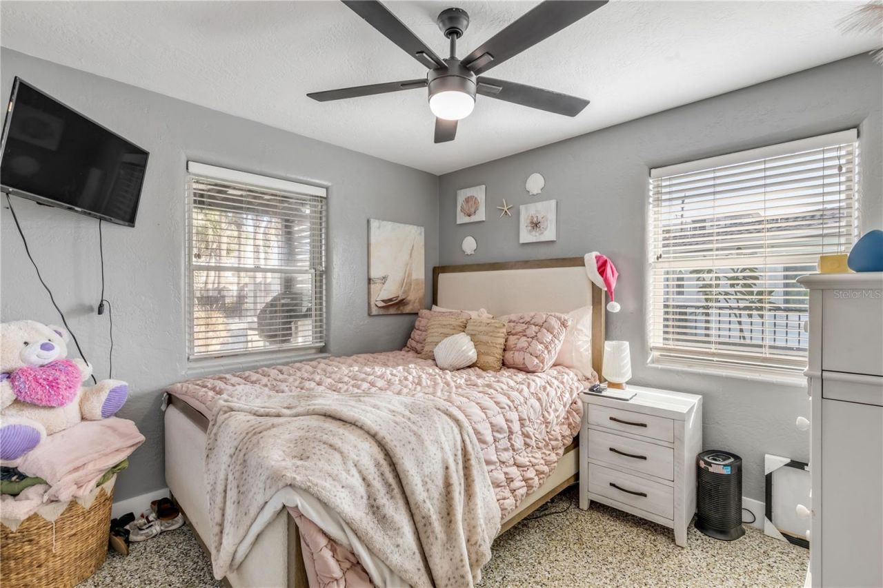 402 Lincoln Avenue, New Smyrna Beach, FL 32169 Photo