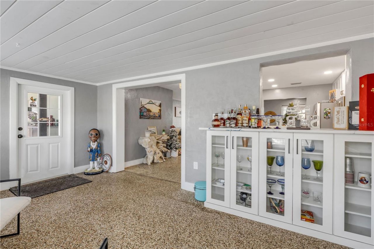 402 Lincoln Avenue, New Smyrna Beach, FL 32169 Photo