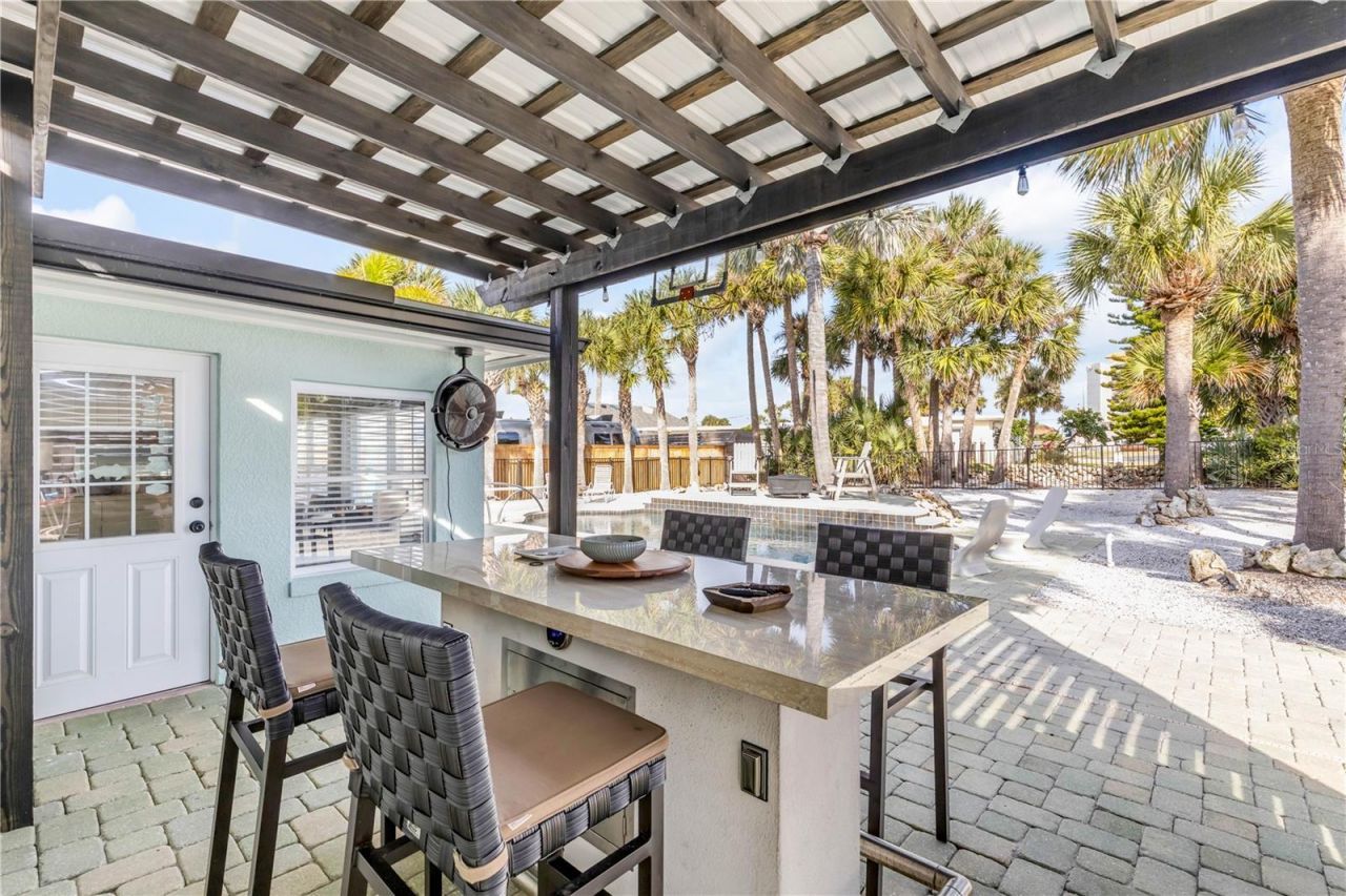 402 Lincoln Avenue, New Smyrna Beach, FL 32169 Photo