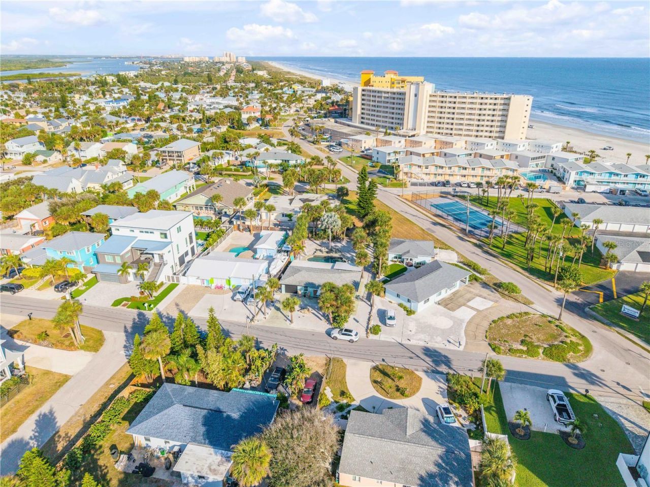 402 Lincoln Avenue, New Smyrna Beach, FL 32169 Photo