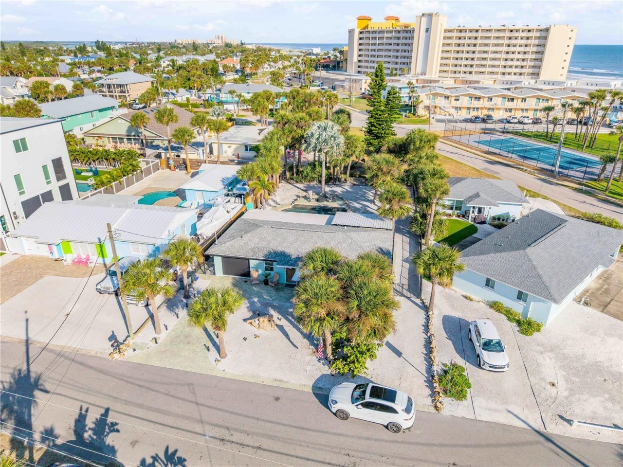 402 Lincoln Avenue, New Smyrna Beach, FL 32169 Photo