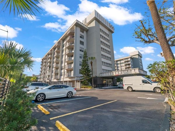 16710 NE 9th Ave, Unit 408, North Miami Beach, FL 33162