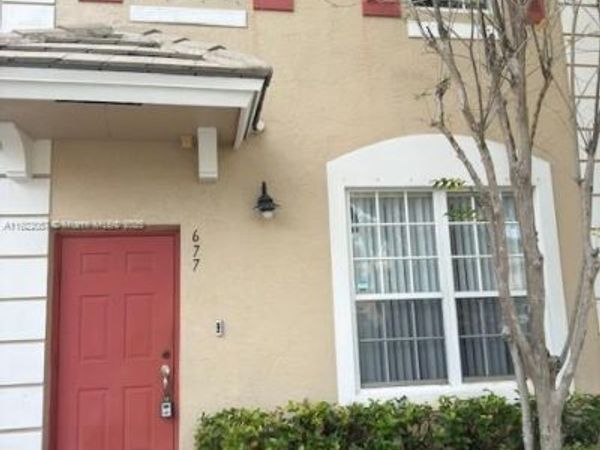 677 NW 42nd Ave, Unit 677, Plantation, FL 33317
