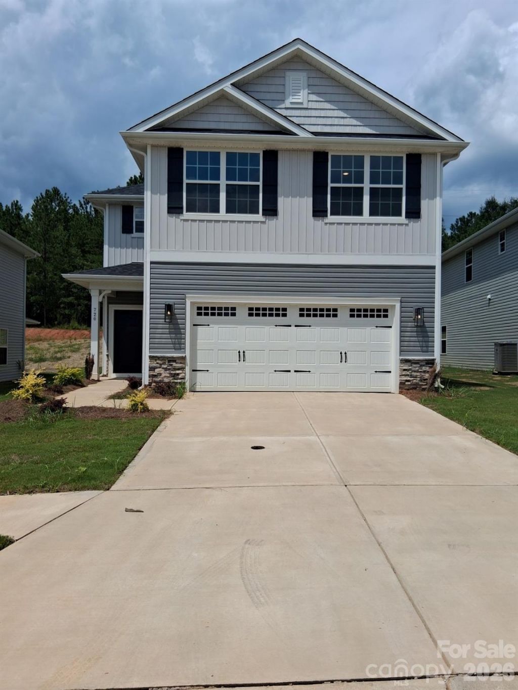 724 Inwood Hill Drive, Unit 8, Gastonia, NC 28056 Main Photo