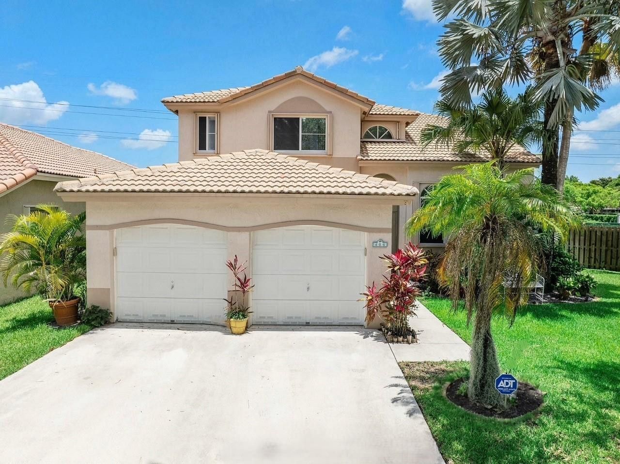 466 E Royal Cove Circle, Davie, FL 33325 Photo
