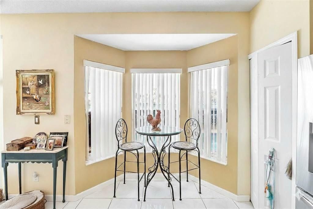 466 E Royal Cove Circle, Davie, FL 33325 Photo