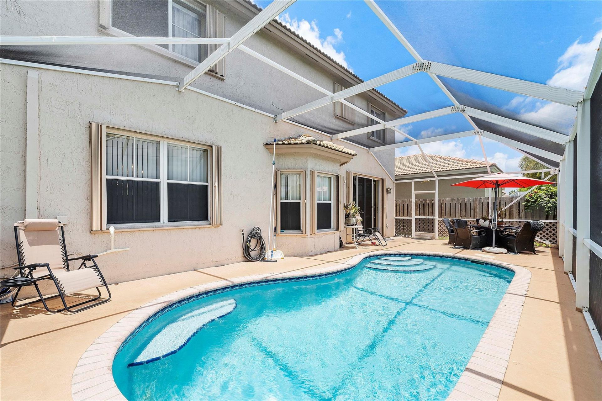 466 E Royal Cove Circle, Davie, FL 33325 Photo