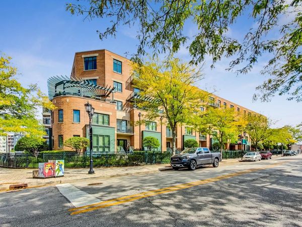 131 W Adelaide Street, Unit 309, Elmhurst, IL 60126