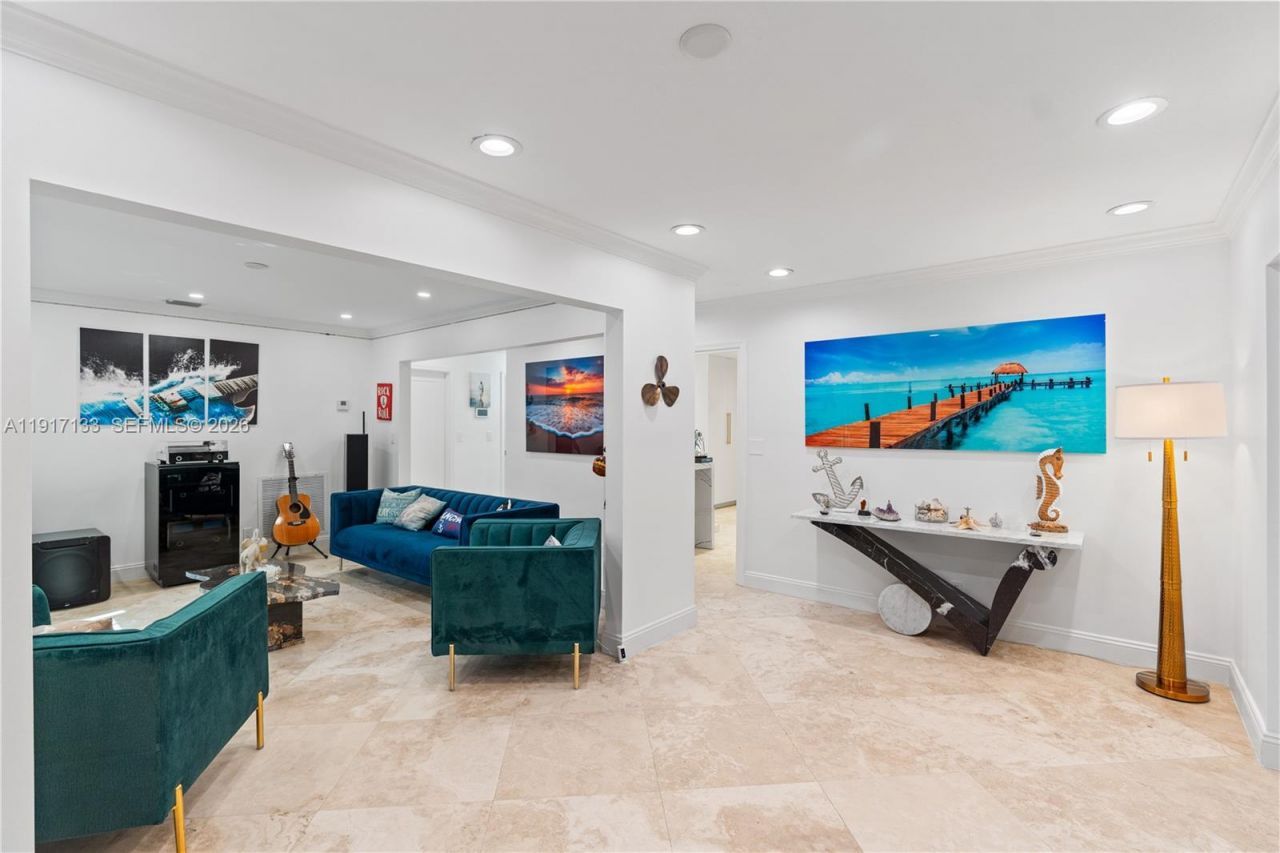 2839 NE 35th St, Fort Lauderdale, FL 33306 Photo