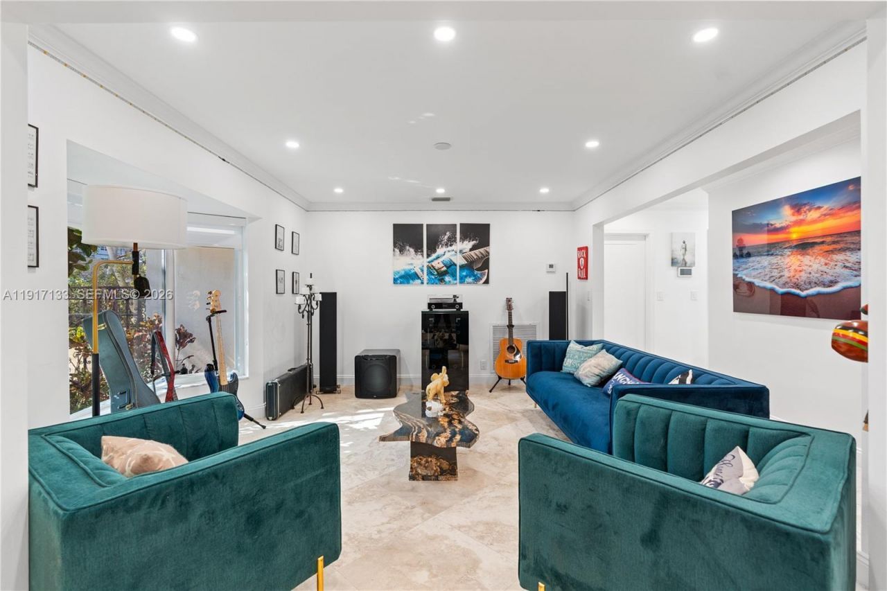 2839 NE 35th St, Fort Lauderdale, FL 33306 Photo