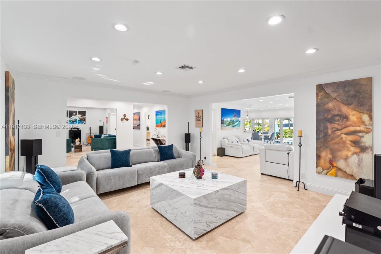 2839 NE 35th St, Fort Lauderdale, FL 33306 Photo