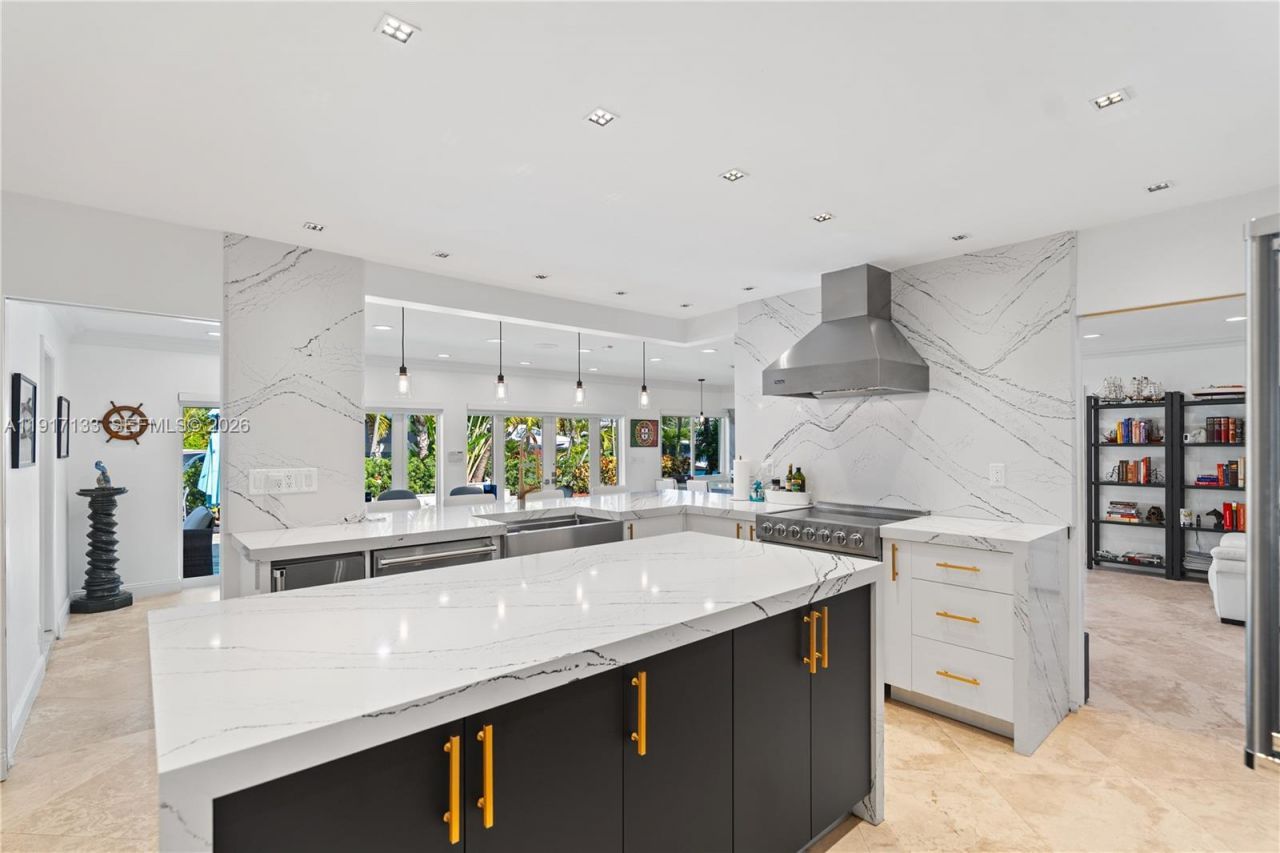 2839 NE 35th St, Fort Lauderdale, FL 33306 Photo