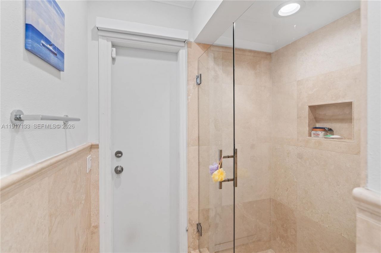 2839 NE 35th St, Fort Lauderdale, FL 33306 Photo