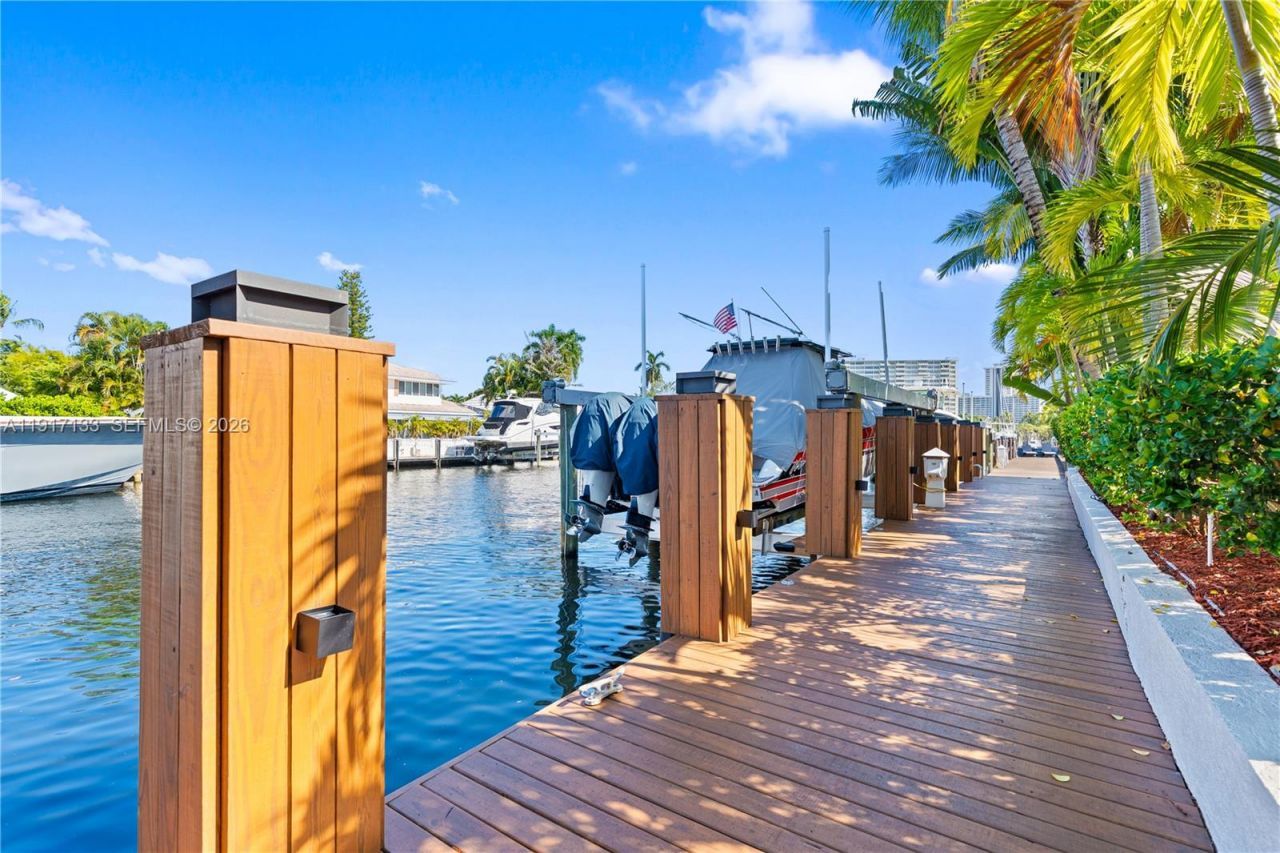 2839 NE 35th St, Fort Lauderdale, FL 33306 Photo