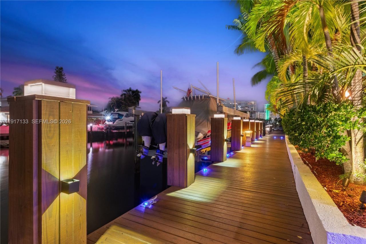 2839 NE 35th St, Fort Lauderdale, FL 33306 Photo