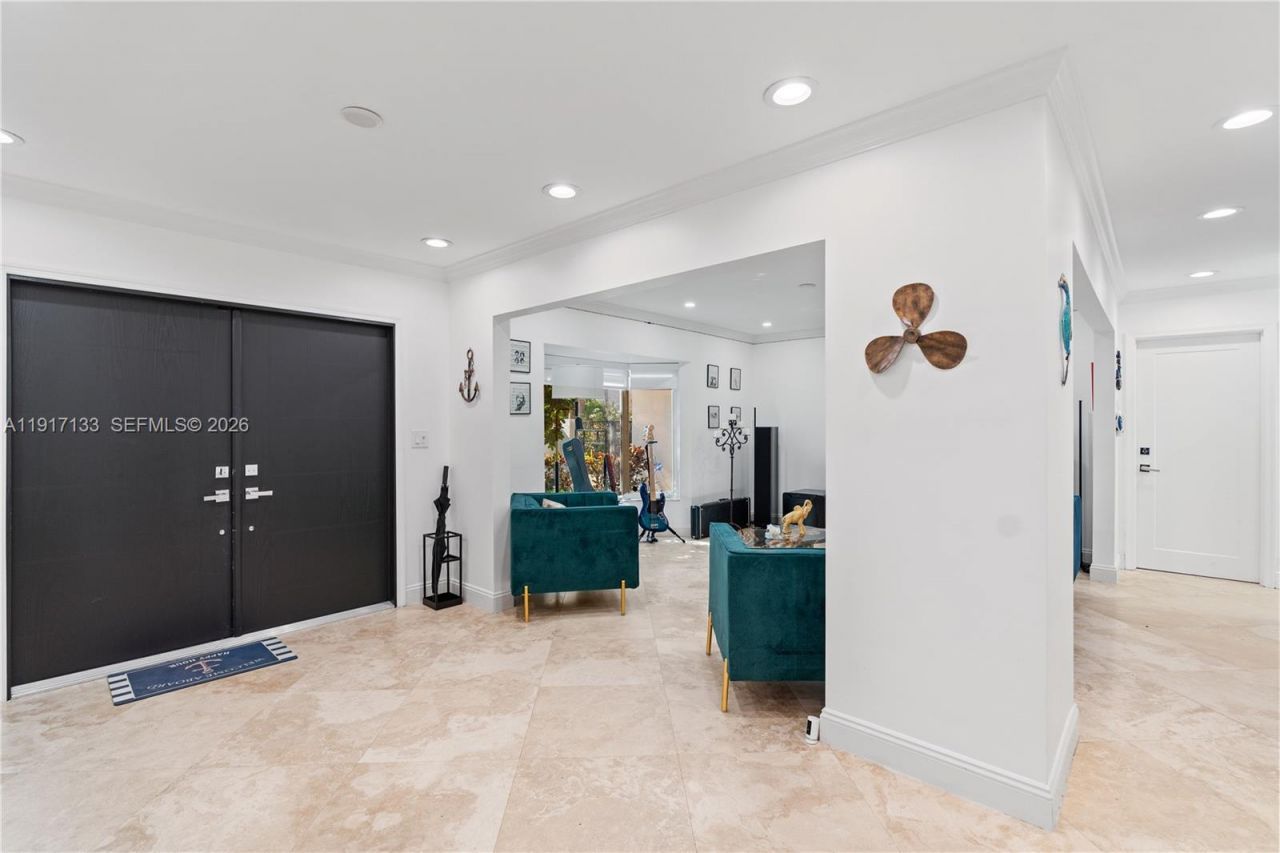 2839 NE 35th St, Fort Lauderdale, FL 33306 Photo