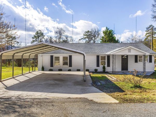 3460 Vols Lane, Chattanooga, TN 37419