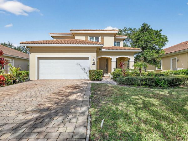 6720 Osage Circle, Greenacres, FL 33413