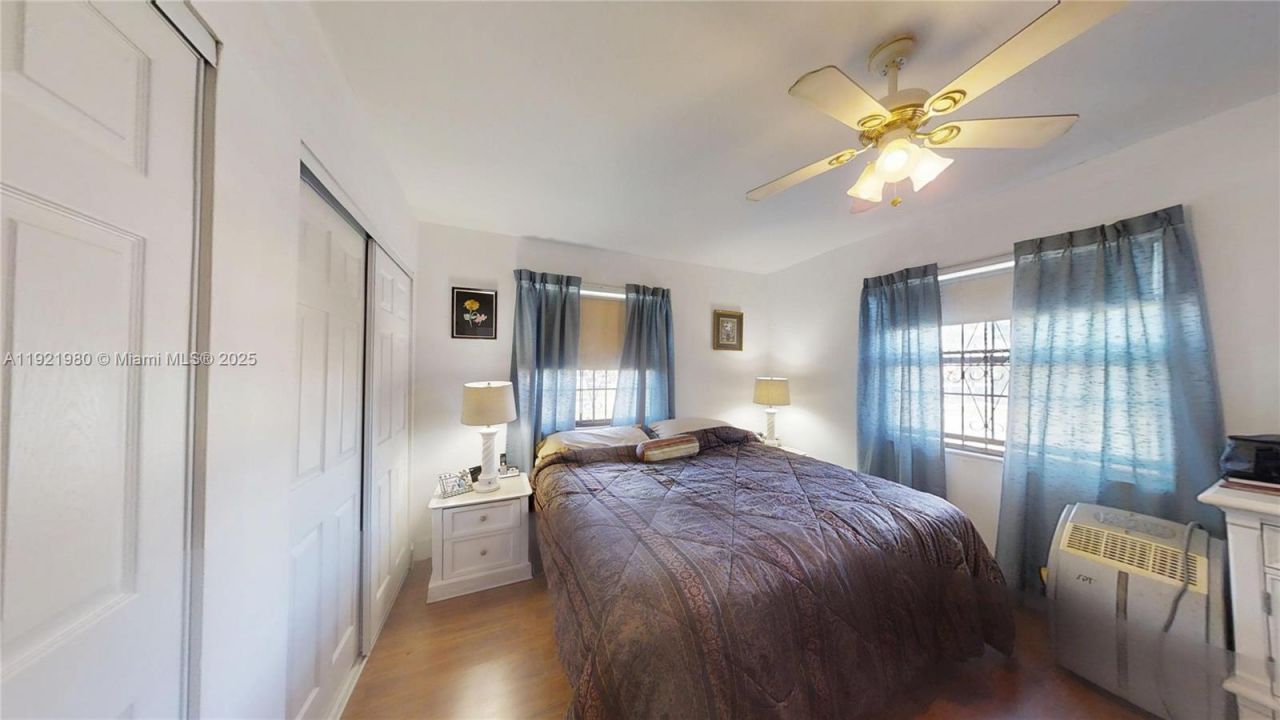 13040 NW 13th Ave, North Miami, FL 33167 Photo