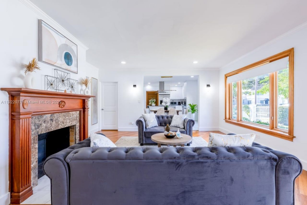 1230 SW 22nd Ter, Miami, FL 33145 Photo