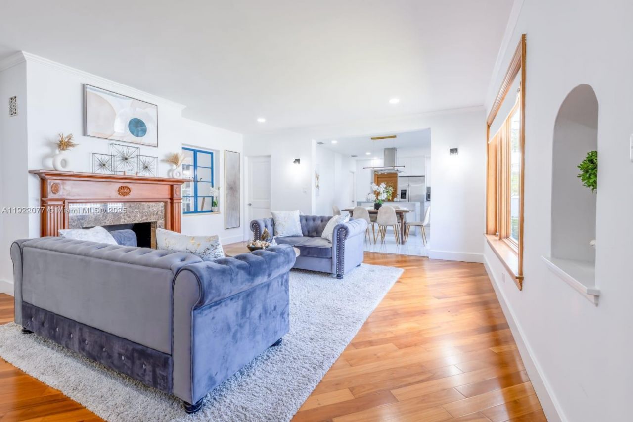 1230 SW 22nd Ter, Miami, FL 33145 Photo