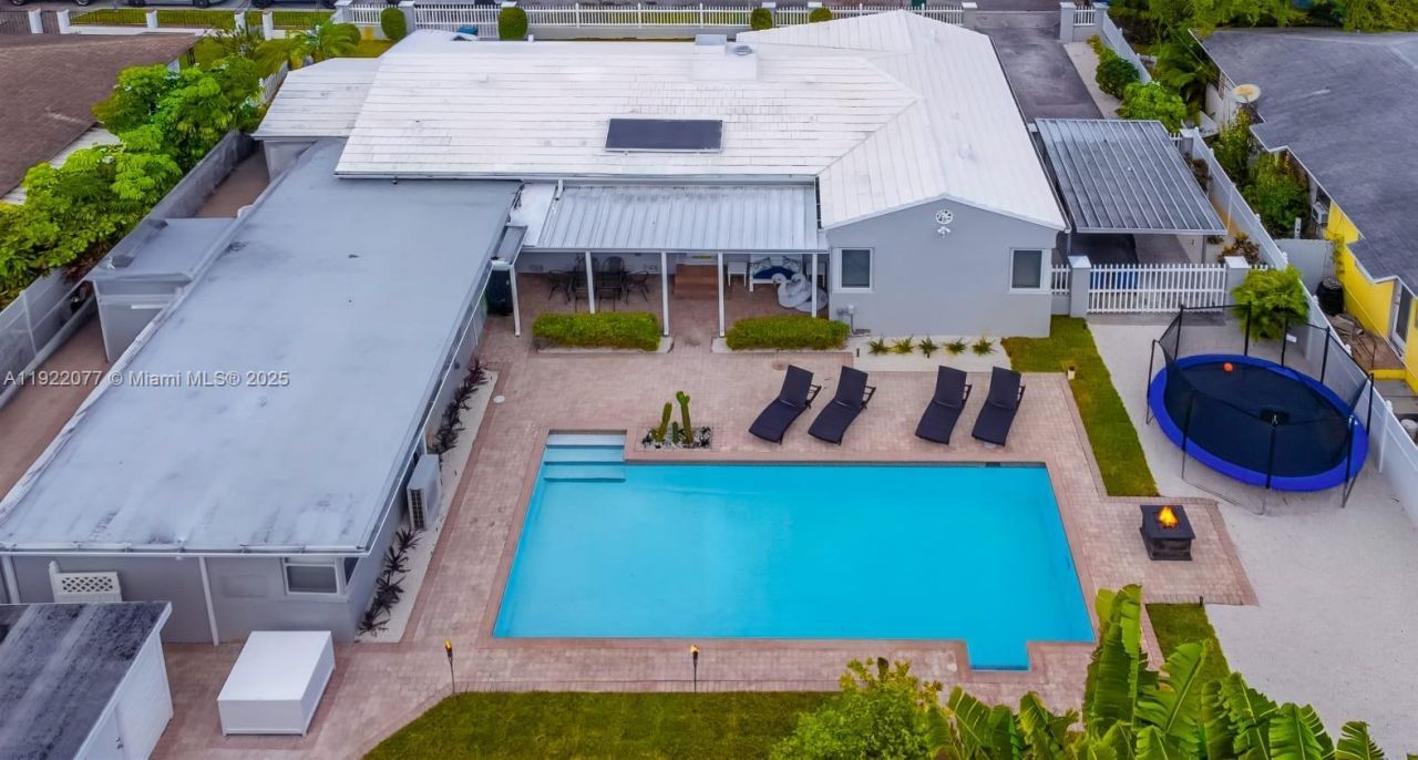 1230 SW 22nd Ter, Miami, FL 33145 Photo