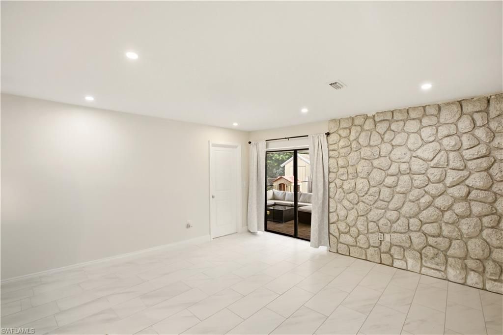 1736 Bonnie Ct, Fort Myers, FL 33901 Photo