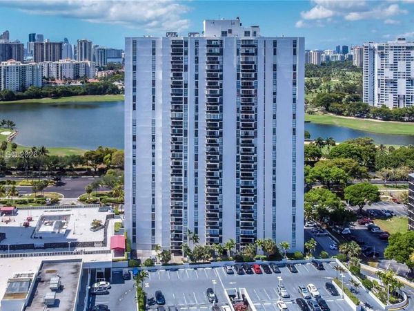 3625 N Country Club Dr, Unit 1804, Aventura, FL 33180