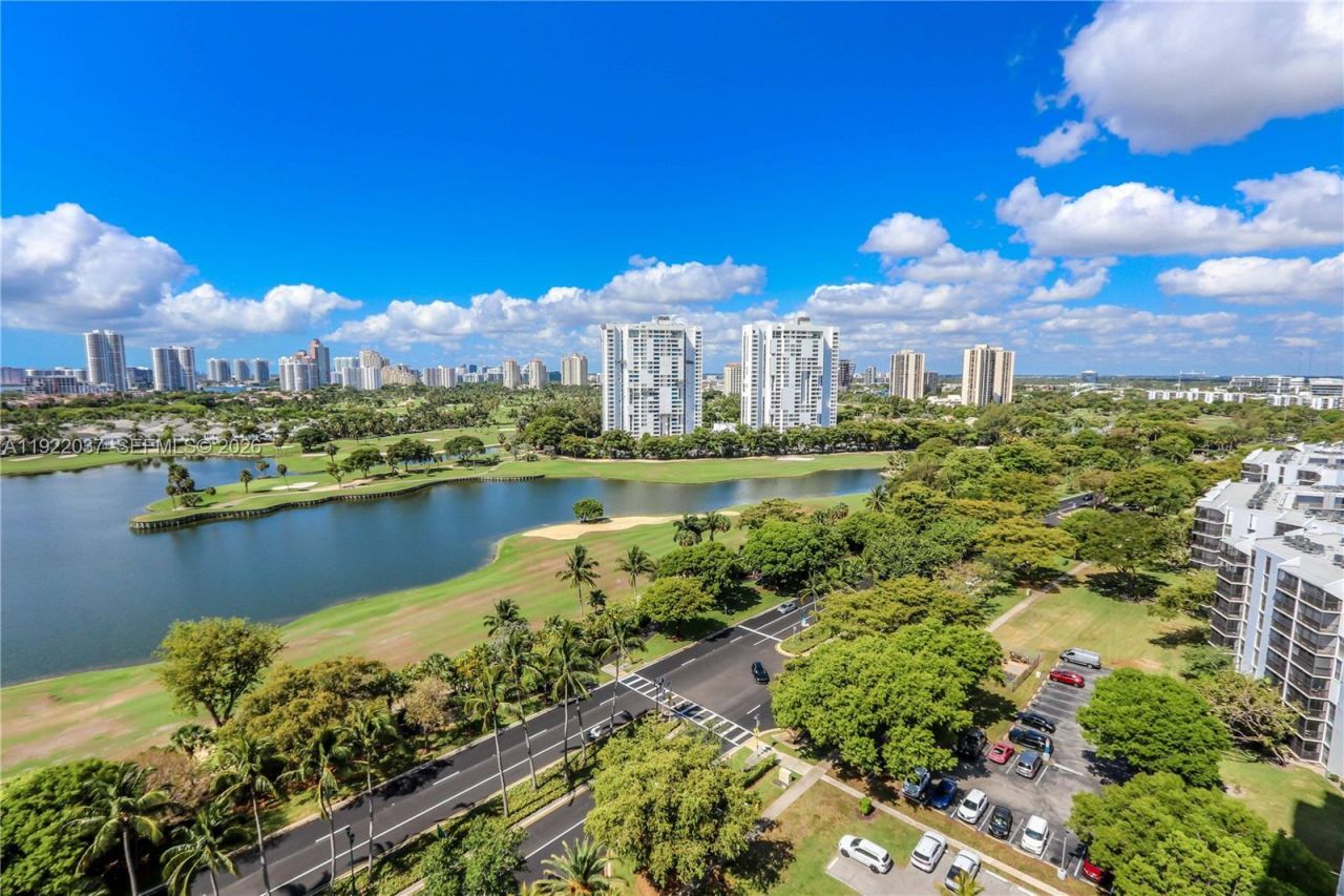 3625 N Country Club Dr, Unit 1804, Aventura, FL 33180 Photo