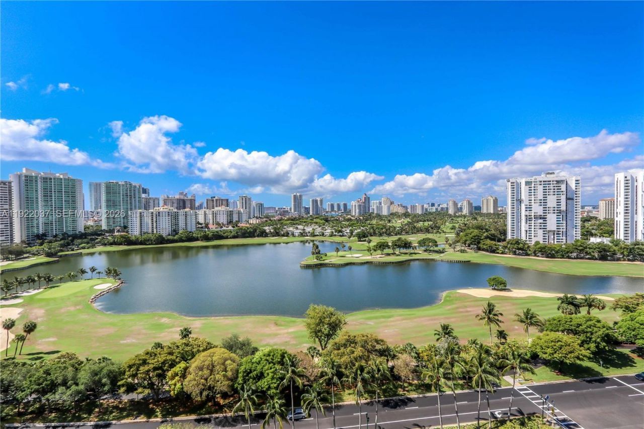 3625 N Country Club Dr, Unit 1804, Aventura, FL 33180 Photo
