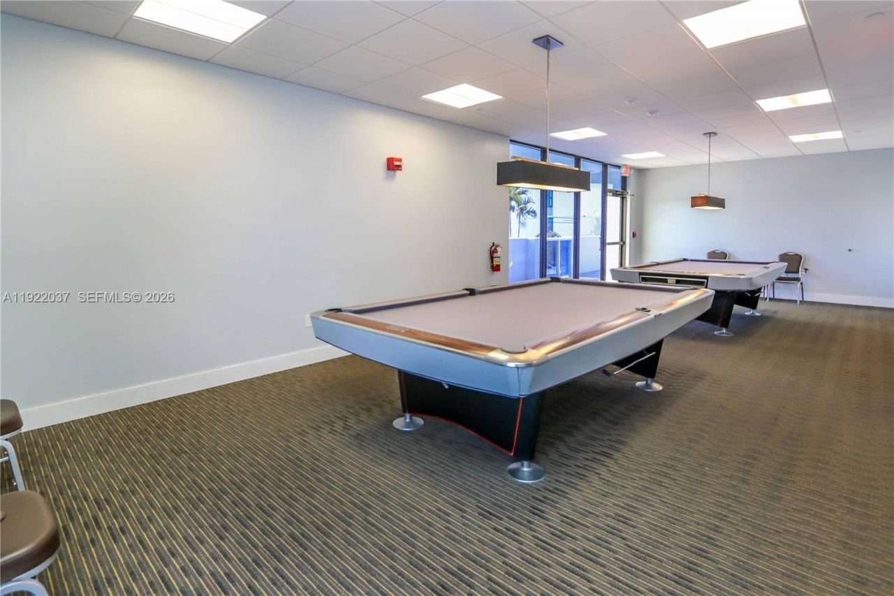 3625 N Country Club Dr, Unit 1804, Aventura, FL 33180 Photo