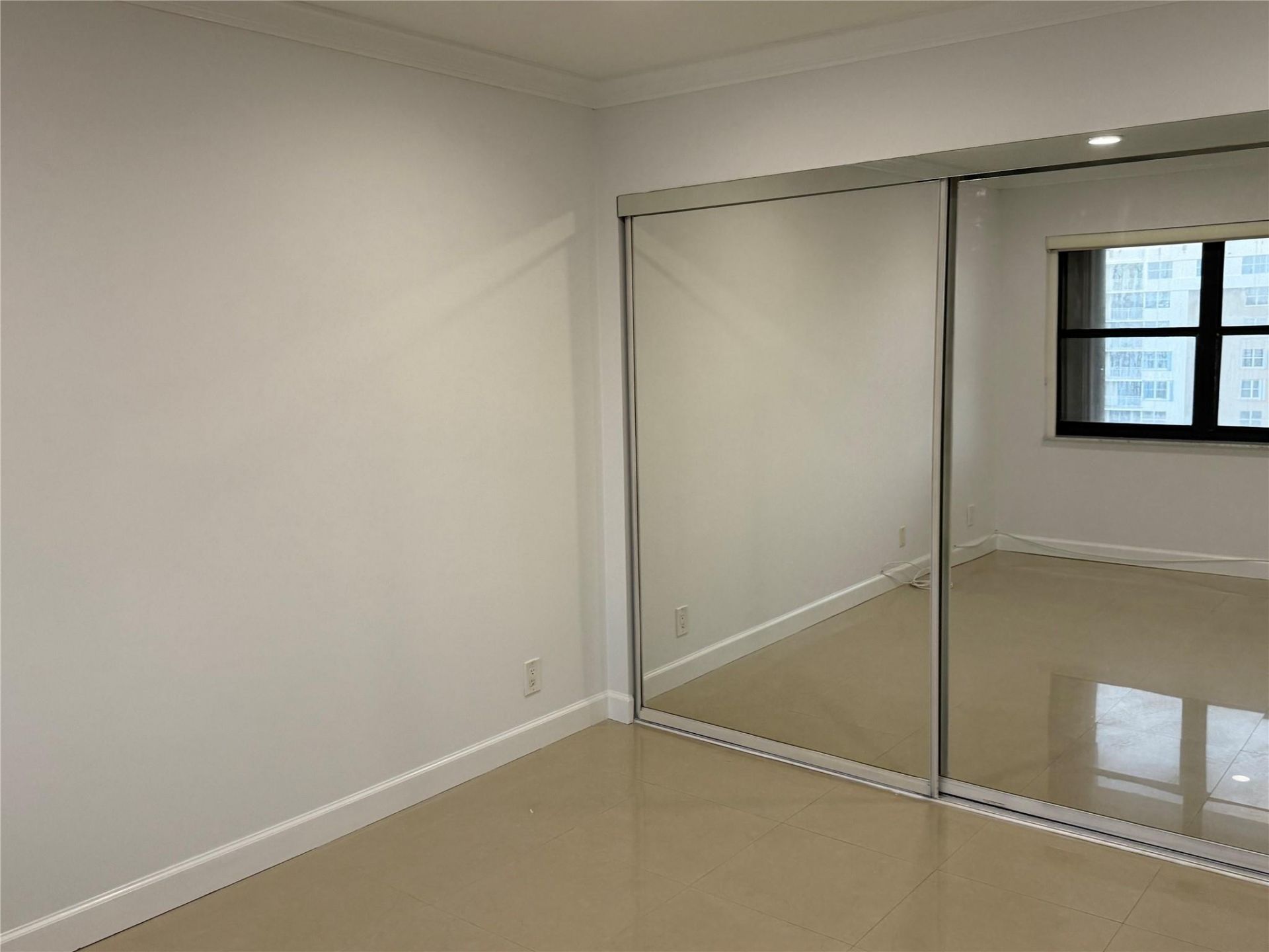 5100 N Ocean Boulevard, Unit 1504, Lauderdale by the Sea, FL 33308 Photo