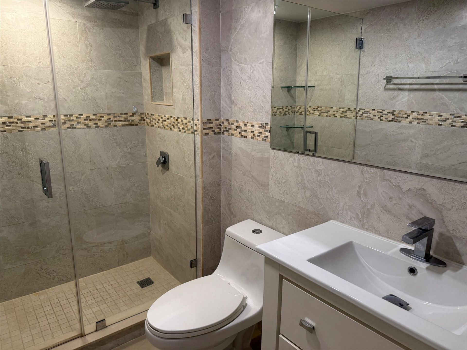 5100 N Ocean Boulevard, Unit 1504, Lauderdale by the Sea, FL 33308 Photo